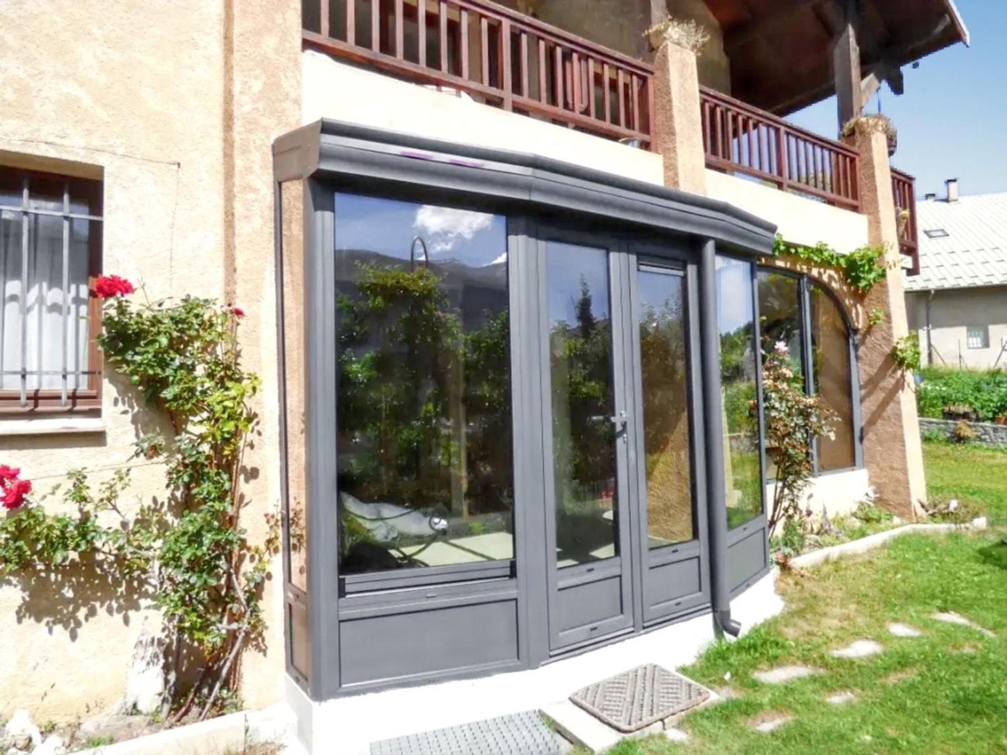 Appartement Paisible A Saint-Crepin Avec Vue Sur La Montagne מראה חיצוני תמונה